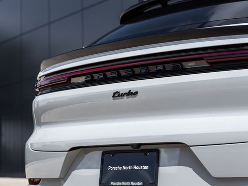 New 2026 Porsche Cayenne Turbo image 15