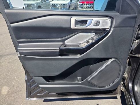 Used 2022 Ford Explorer ST w/ Equipment Group 401A AWD/4WD image 14