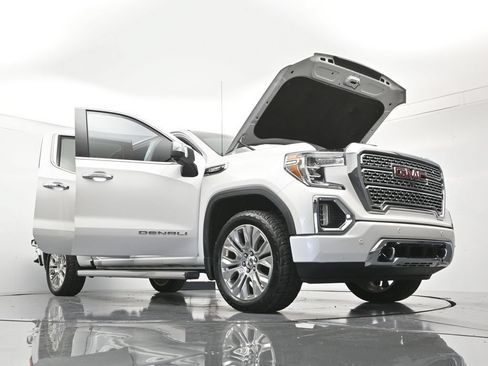 Used 2020 GMC Sierra 1500 Denali w/ Denali Ultimate Package AWD/4WD image 52