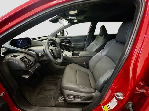 Used 2025 Toyota bZ4X AWD w/ Weather Package image 13