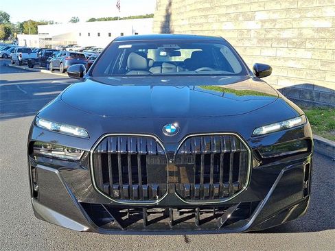 New 2026 BMW 760i xDrive 760i xDrive w/ Executive Package image 2