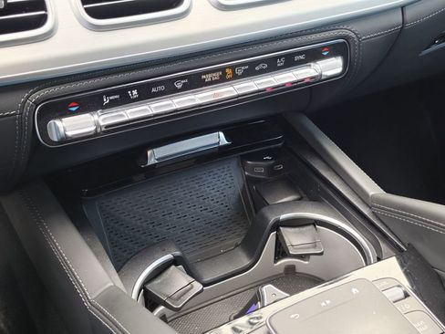 Used 2024 Mercedes-Benz GLE 53 AMG 4MATIC Coupe w/ Driver Assistance Package image 25