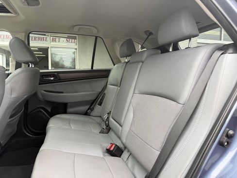 Used 2018 Subaru Outback 2.5i Limited image 25