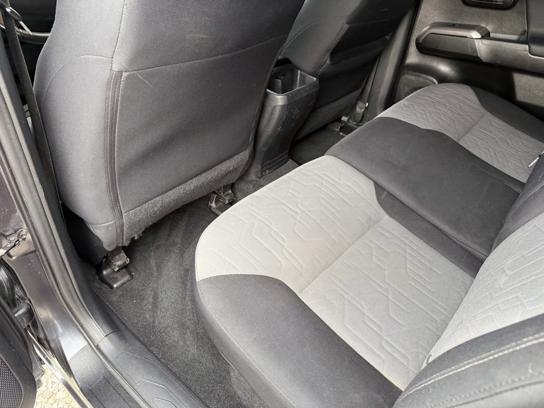 Used 2021 Toyota Tacoma TRD Sport w/ Technology Package AWD/4WD image 26
