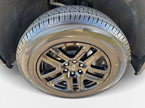 Used 2022 Chevrolet Silverado 1500 LT Trail Boss image 8