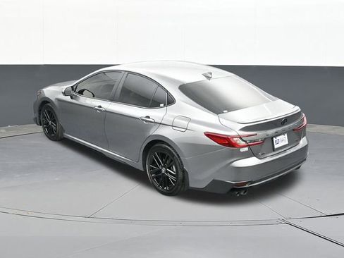 Used 2025 Toyota Camry SE w/ Convenience Package image 59