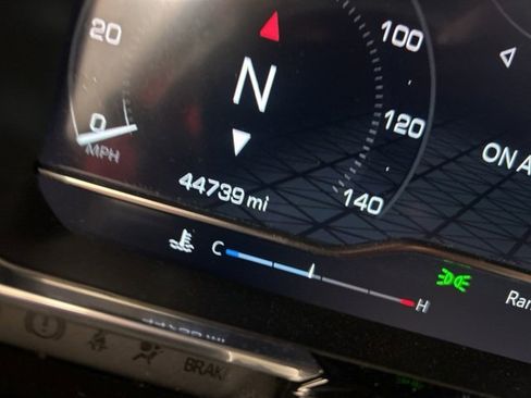 Used 2022 GMC Sierra 1500 SLT image 33