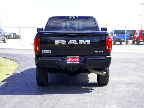 Used 2025 RAM 2500 Limited AWD/4WD image 7