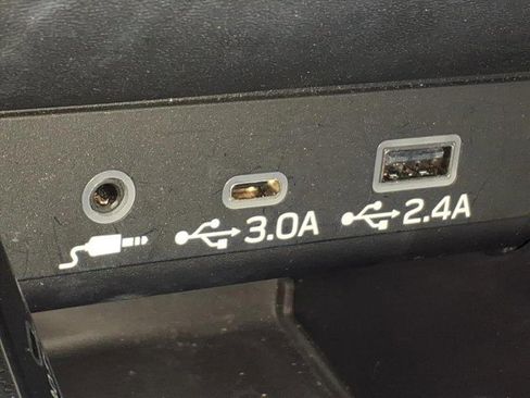 Used 2024 Subaru Outback Touring XT image 21