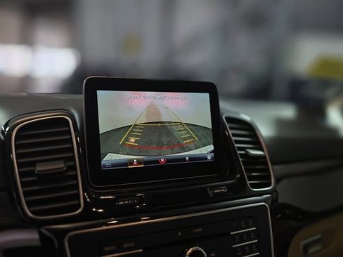 Used 2016 Mercedes-Benz GLE 350 4MATIC image 23