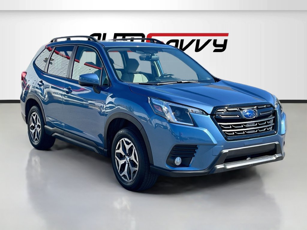 Used 2022 Subaru Forester Premium AWD/4WD image 1