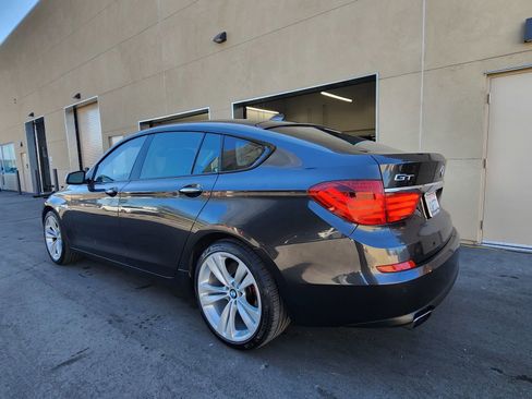 Used 2011 BMW 550i image 29