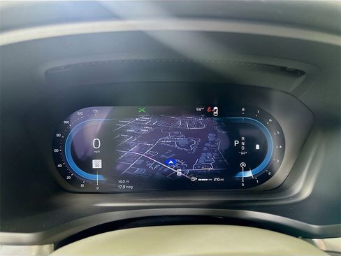 Used 2024 Volvo S60 B5 Plus image 24