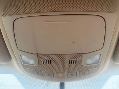 Used 2017 Lincoln MKC Premiere image 23