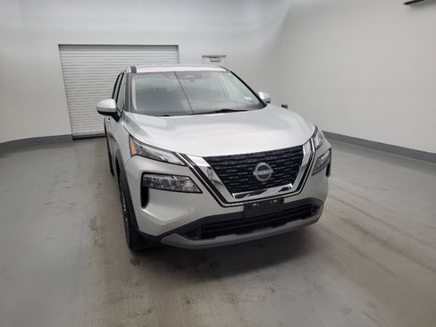 Used 2023 Nissan Rogue SV AWD/4WD image 14