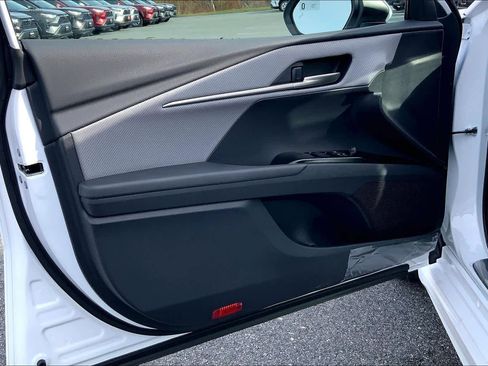 New 2026 Toyota Camry SE image 10