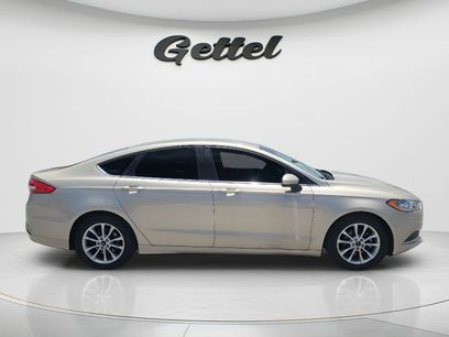 Used 2017 Ford Fusion SE w/ Fusion SE Technology Package