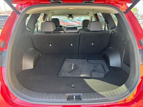 Used 2023 Hyundai Santa Fe SEL image 7