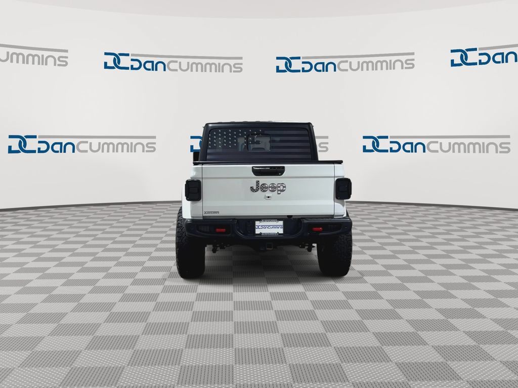 Used 2023 Jeep Gladiator Rubicon w/ LED Lighting Group AWD/4WD image 7