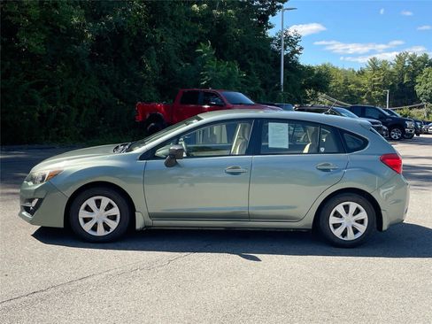 Used 2016 Subaru Impreza 2.0i AWD/4WD image 2