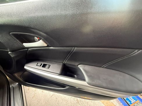 Used 2013 Honda Crosstour EX-L image 24