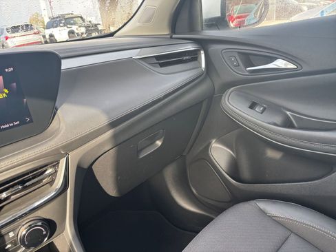 Used 2025 Buick Encore GX Preferred image 33