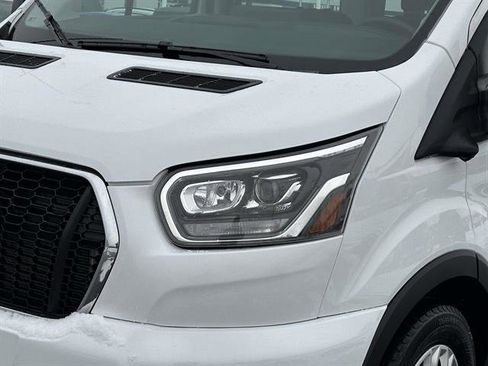 Used 2023 Ford Transit 350 XLT image 7