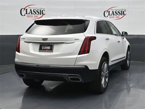 Used 2025 Cadillac XT5 Premium Luxury image 7