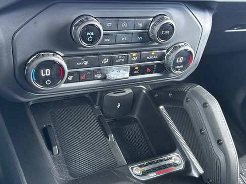 Used 2025 Ford Bronco Raptor w/ Interior Carbon Fiber Pack AWD/4WD image 24