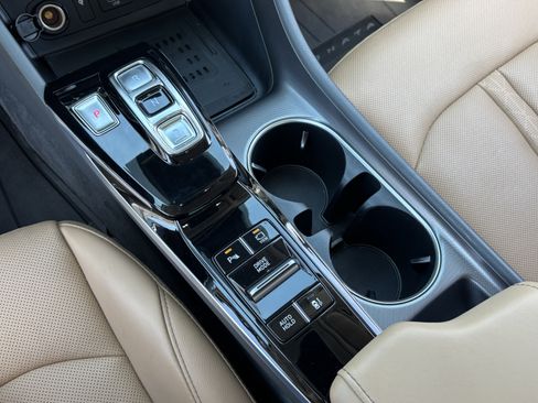 Used 2023 Hyundai Sonata Limited FWD image 24