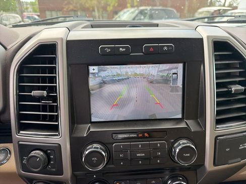 Used 2018 Ford F150 Lariat image 6