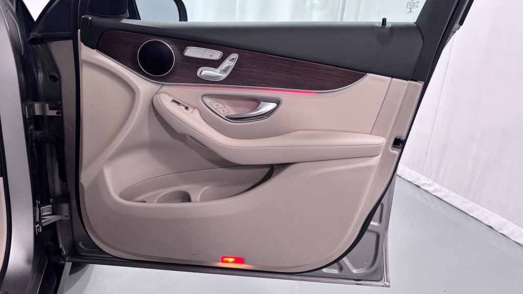 Certified 2021 Mercedes-Benz GLC 300 4MATIC image 20