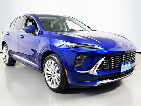 Certified 2024 Buick Envision Avenir image 3