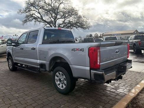 Used 2024 Ford F250 XLT image 5