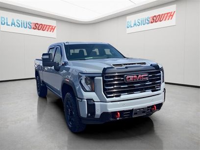 Used 2025 GMC Sierra 2500 AT4 w/ AT4 Premium Plus Package