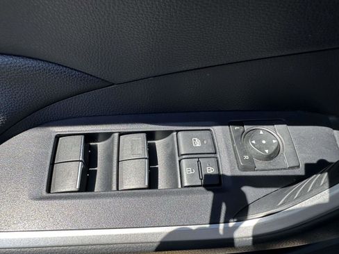 Used 2023 Toyota RAV4 SE w/ Weather & Moonroof Package AWD/4WD image 17
