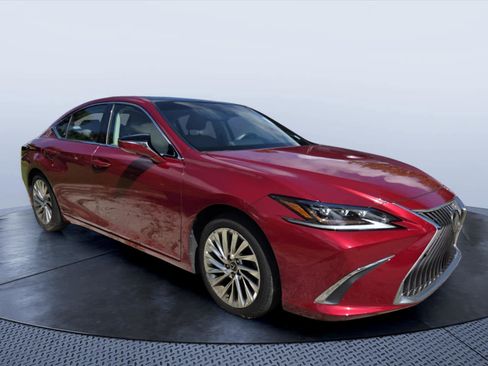 Used 2019 Lexus ES 350 Ultra Luxury w/ Accessory Package 2 FWD image 1