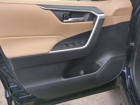 Certified 2025 Toyota RAV4 XLE Premium image 16