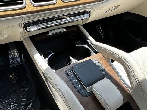 Certified 2022 Mercedes-Benz GLE 350 4MATIC image 32
