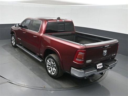 Used 2022 RAM 1500 Limited w/ Bed Utility Group image 32