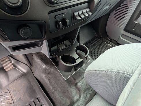 Used 2014 Ford F250 XL image 26