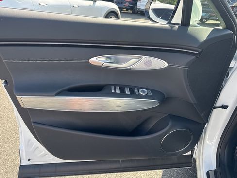 New 2026 Genesis Electrified GV70 image 14