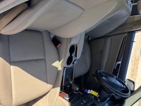 Used 2011 Mercedes-Benz C 300 Luxury image 20