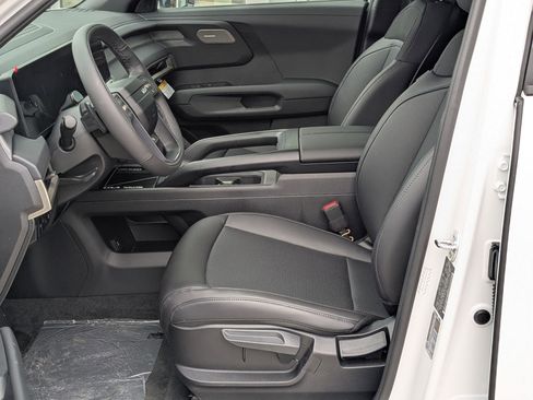 New 2027 Kia Telluride LX FWD image 9