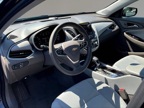Used 2022 Chevrolet Malibu LS w/ Driver Confidence Package II FWD image 13