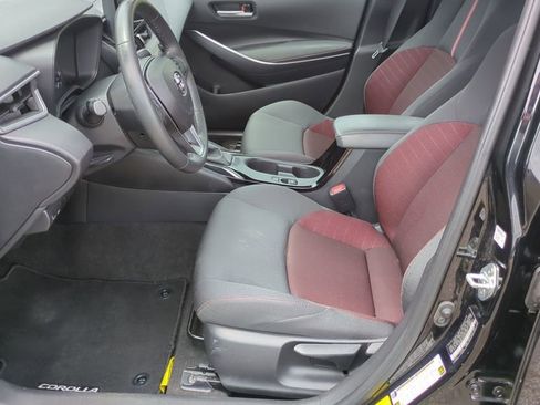 Used 2024 Toyota Corolla SE FWD image 11
