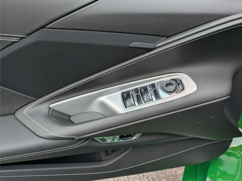 New 2026 Chevrolet Corvette Stingray Convertible w/ Z51 Performance Package image 12