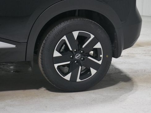 New 2026 Nissan Kicks SV image 28