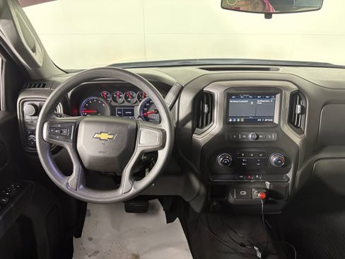 Used 2019 Chevrolet Silverado 1500 Custom w/ Custom Value Package image 42