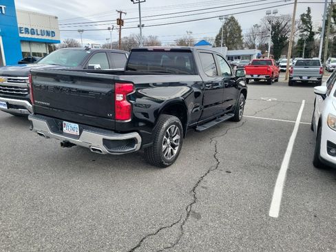 Used 2021 Chevrolet Silverado 1500 LT w/ Z71 Off-Road Package image 3